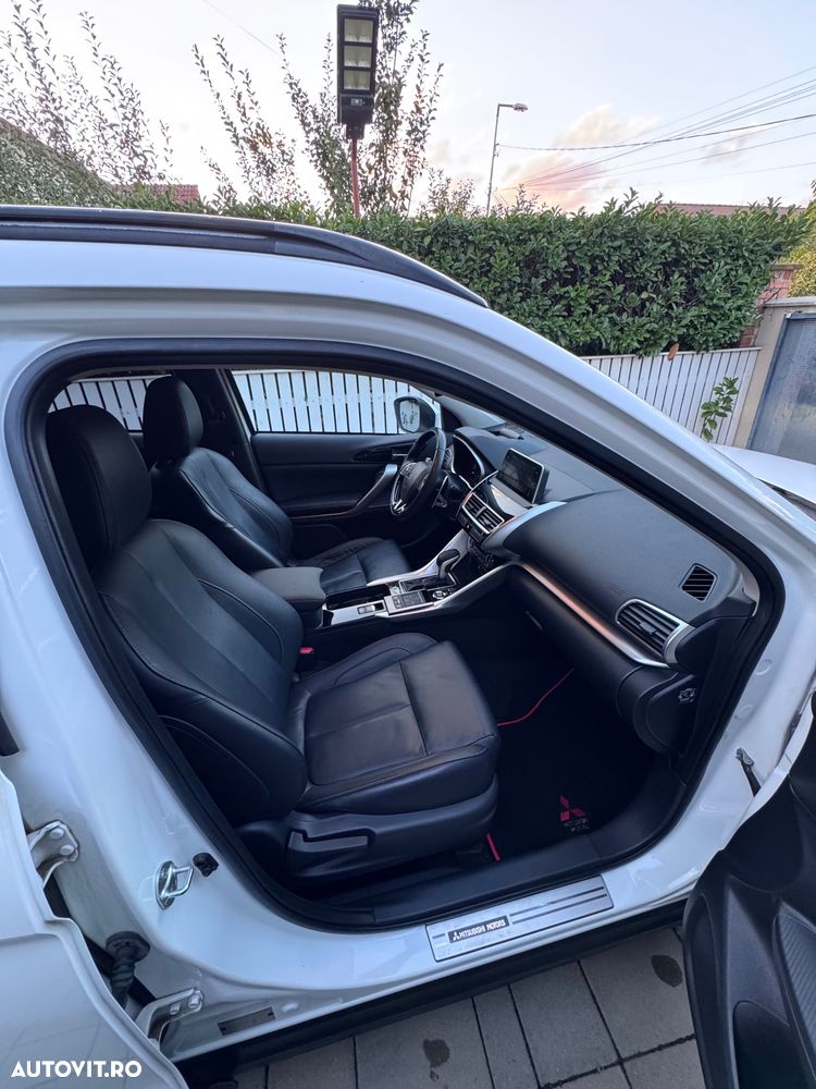 Mitsubishi Eclipse-Cross - 19