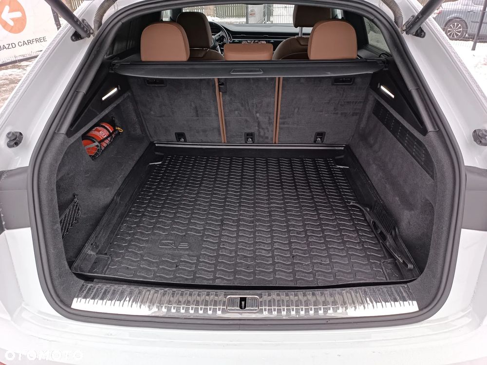 Audi Q8 55 TFSI quattro tiptronic - 17