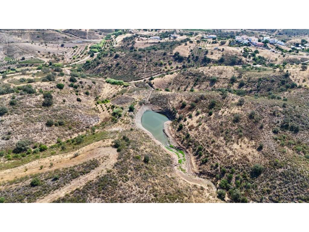 Terreno com 128.000 m2 de área em Castro Marim (Botelhas), perto da... - Grande imagem: 2/17