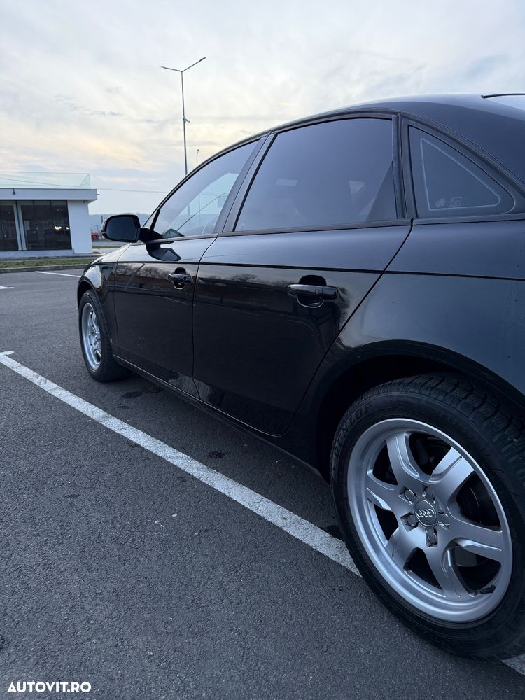 Audi A4 2.0 TDI Multitronic Avant - 22