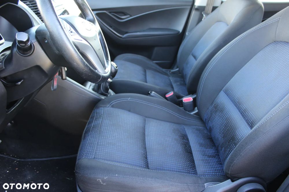 Hyundai ix20 1.4 Comfort - 11