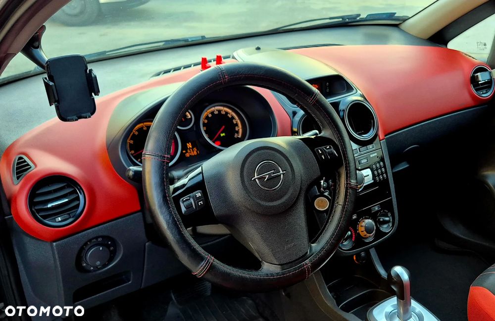 Opel Corsa 1.2 16V Cosmo EasyTronic - 13