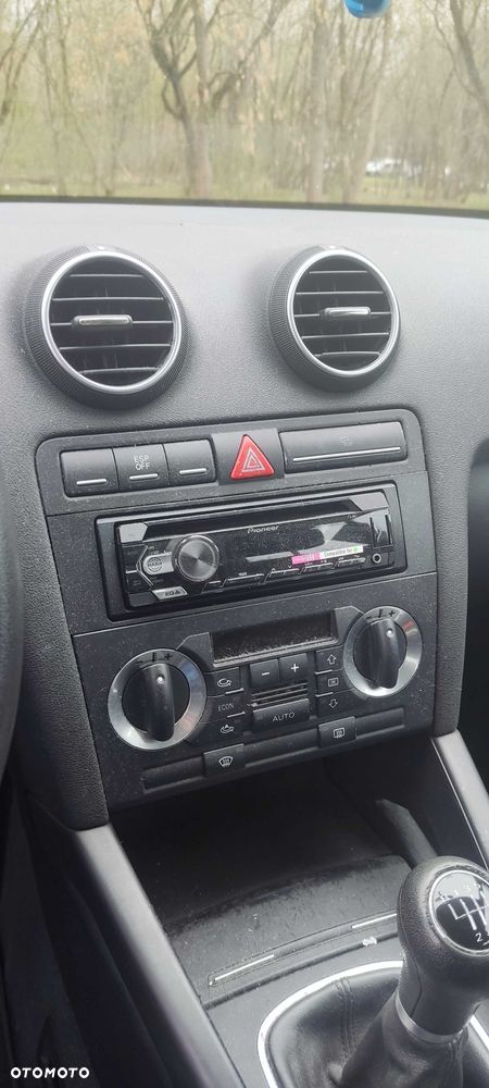 Audi A3 3-drzwiowe 1.6 Ambiente - 5