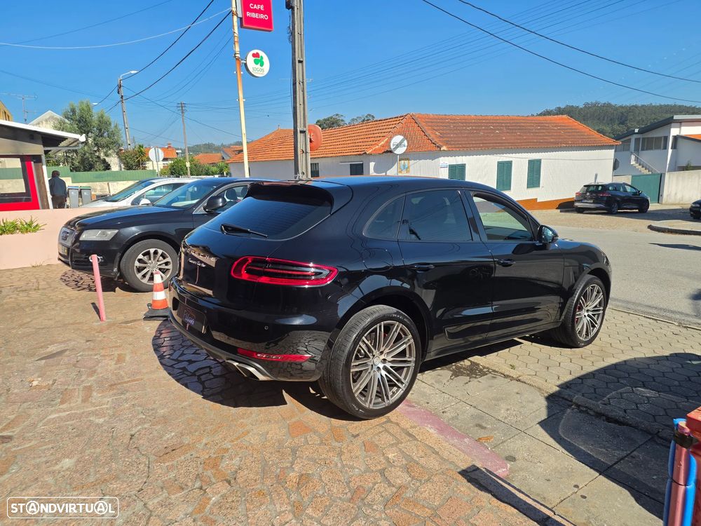 Porsche Macan Turbo PDK - 4