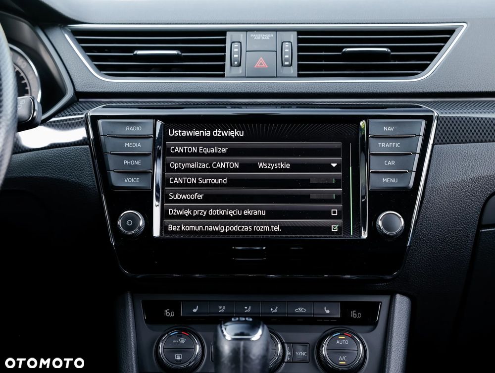 Skoda Superb 2.0 TDI Sportline DSG - 21
