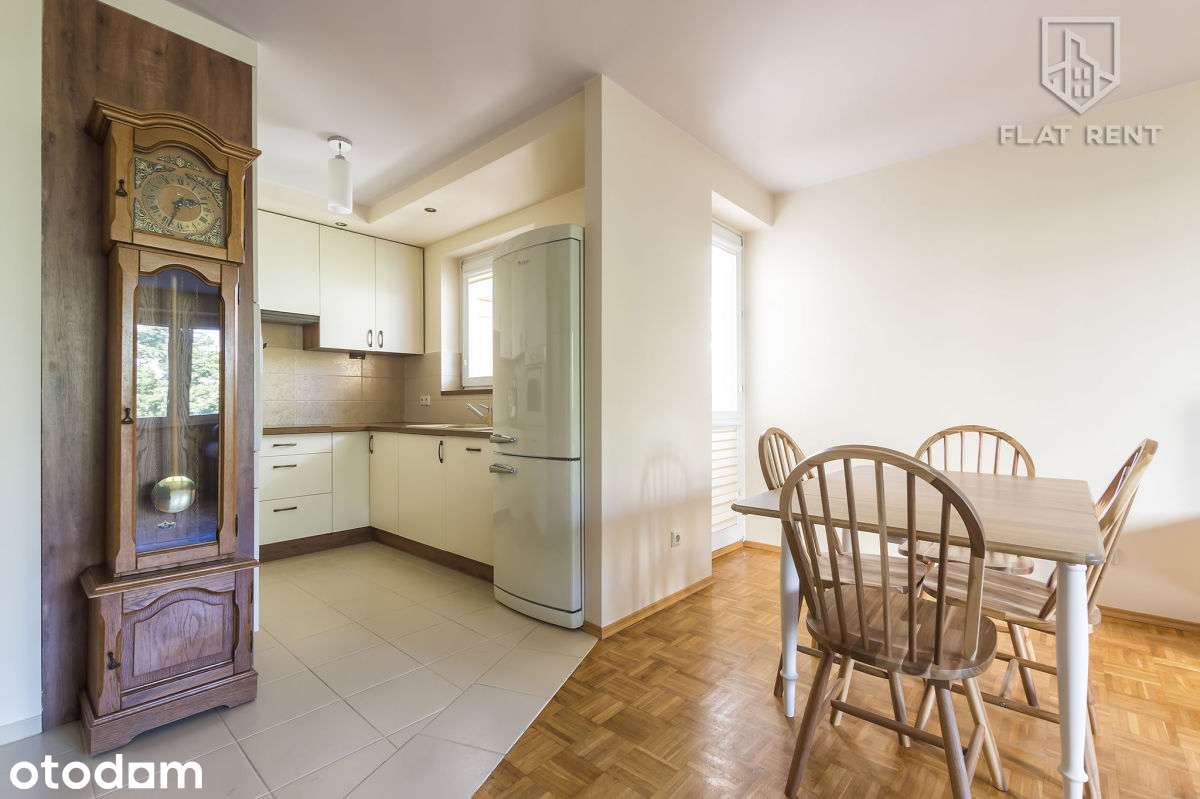 2p. Gocław, 50 m2, przeszklony balkon