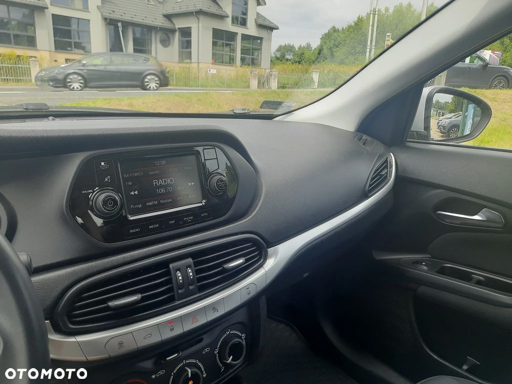 Fiat Tipo 1.4 16V Lounge - 16
