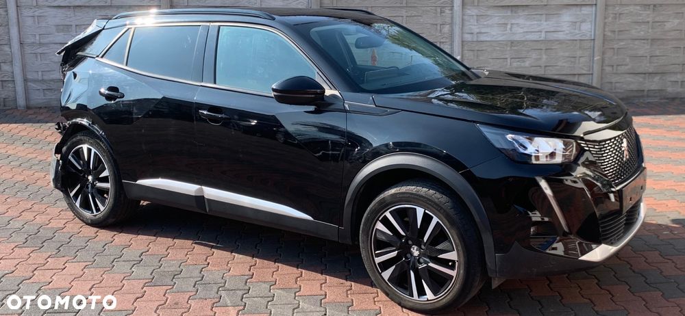 Peugeot 2008 - 11