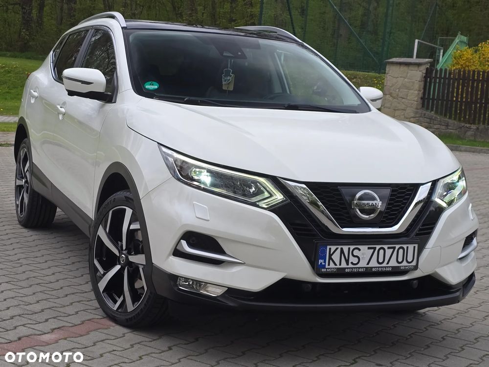 Nissan Qashqai 1.6 DIG-T Tekna - 1