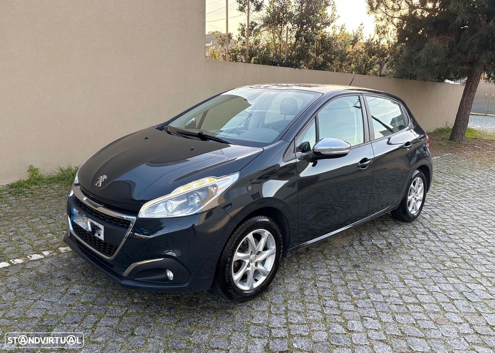 Peugeot 208 1.2 PureTech Style - 19