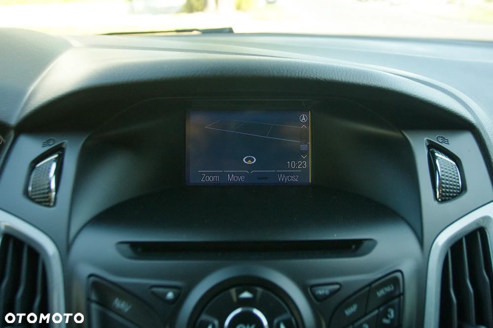 Ford Focus 1.6 Titanium - 28