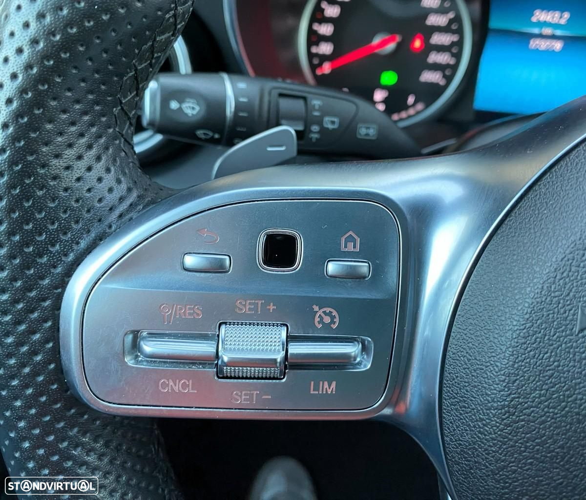 Mercedes-Benz C 220 d AMG Line - 20