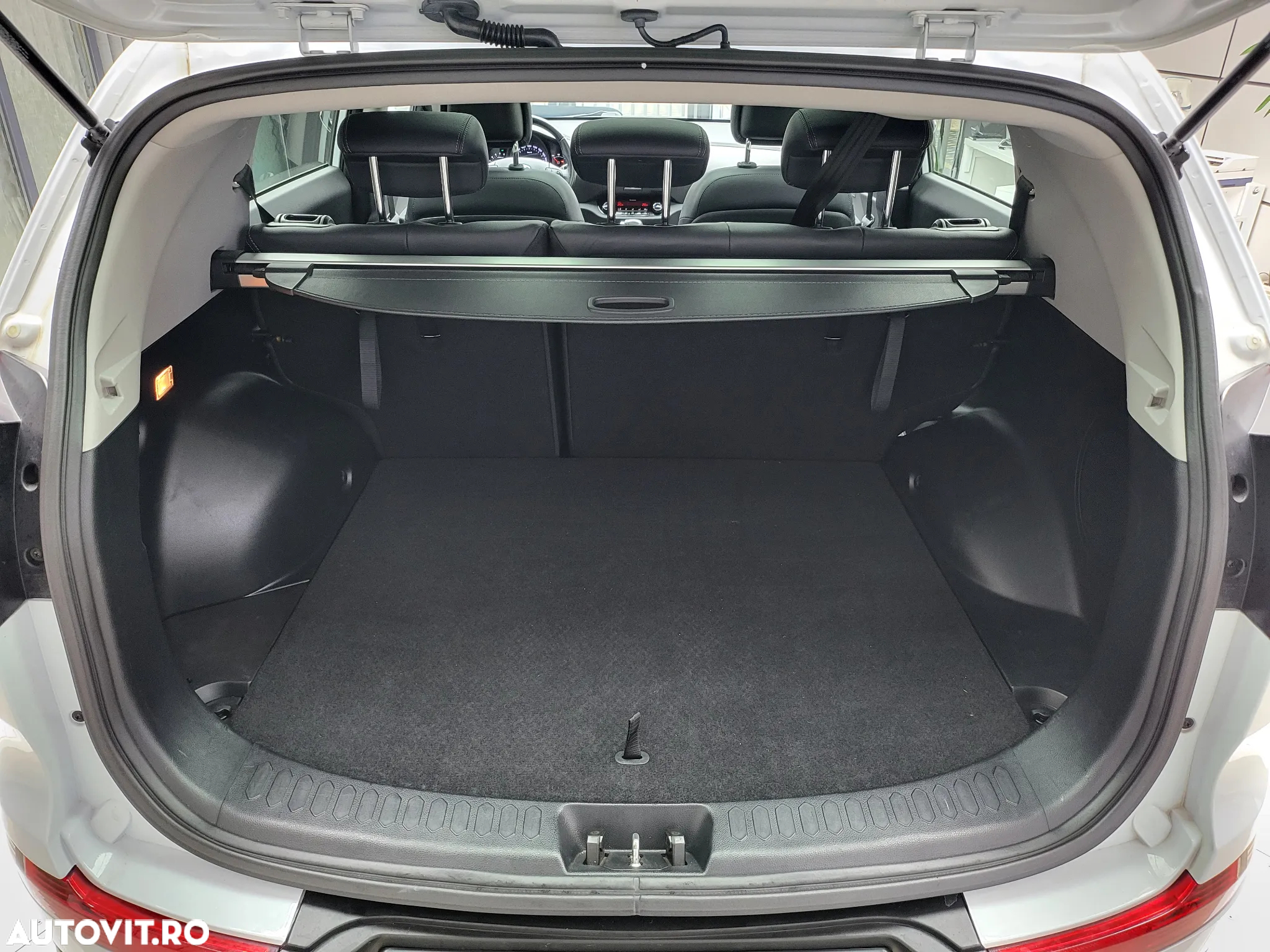 Kia Sportage 2.0 CRDI 184 AWD Aut. Spirit - 17