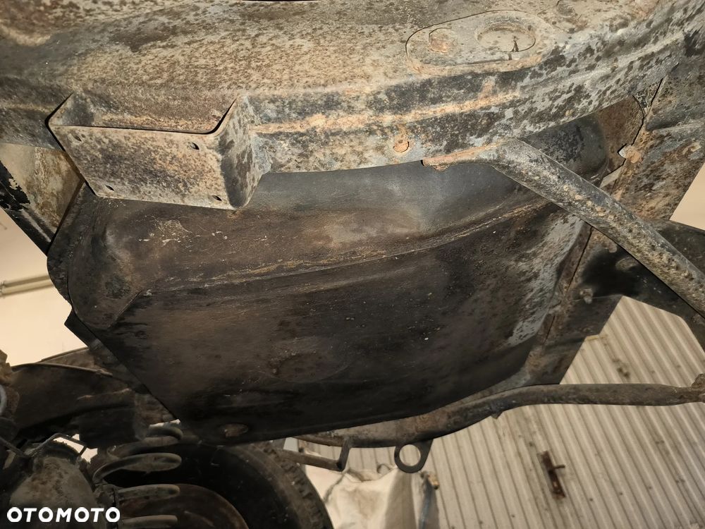 Zbiornik paliwa bak diesel Land Rover Defender 110 Pickup - 3