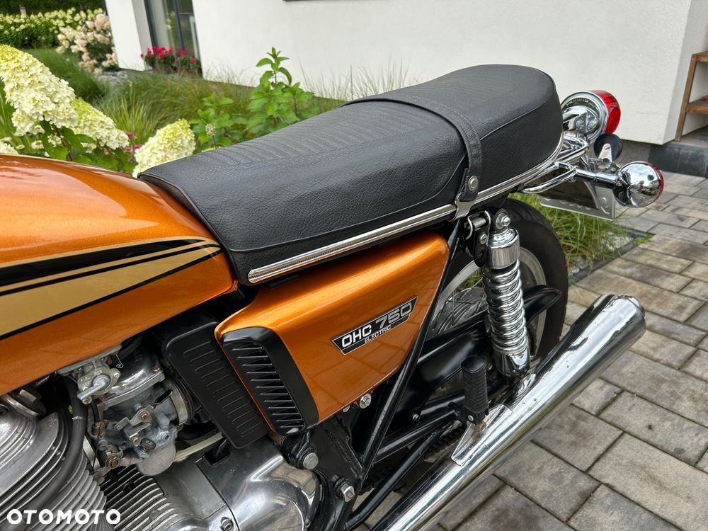 Yamaha TX - 8
