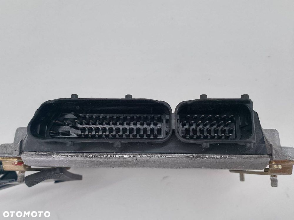 KOMPUTER, STEROWNIK JEEP GRAND CHEROKEE WJ P56041587AA  0281010140 3.1 D - 2