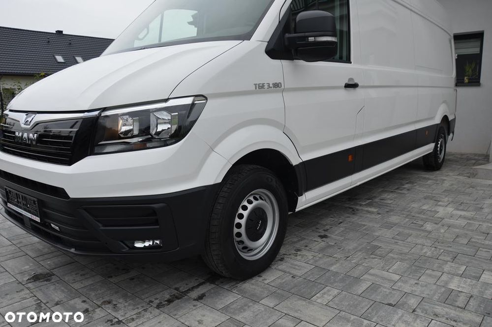 MAN TGE - 11