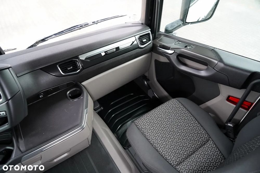 Scania R 450 / RETARDER / NISKA KABINA / - 31