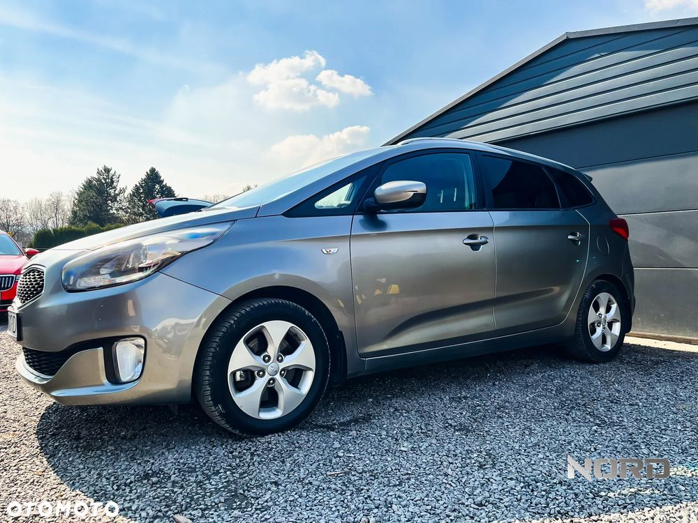 Kia Carens 1.6 GDI L - 6