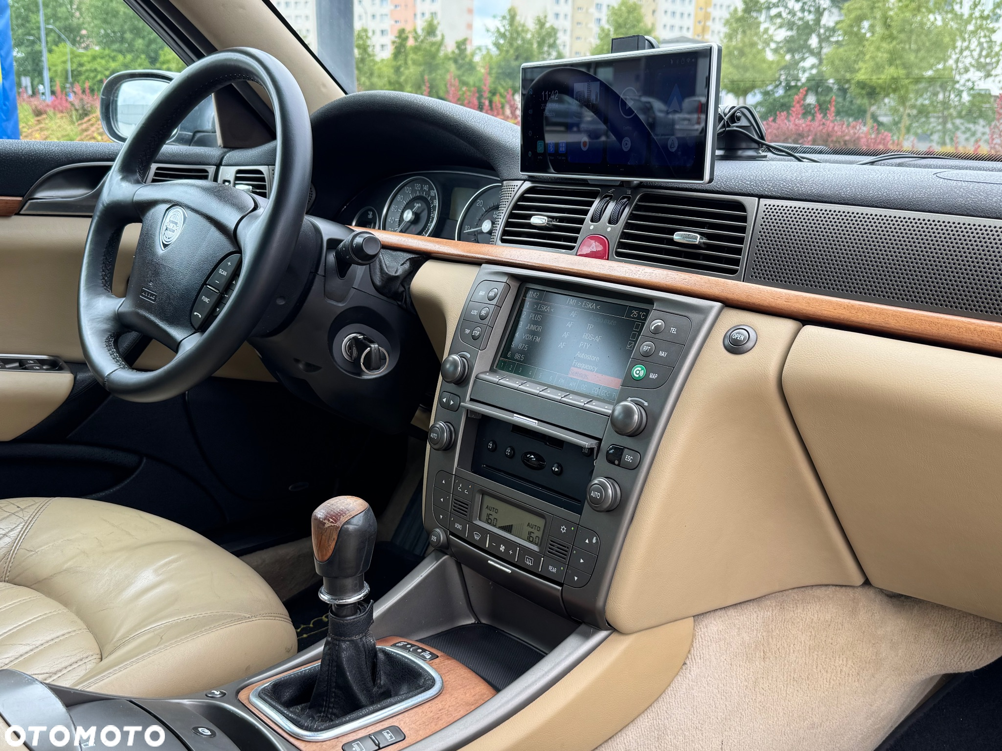 Lancia Thesis 2.4 JTD 20v Executive - 14