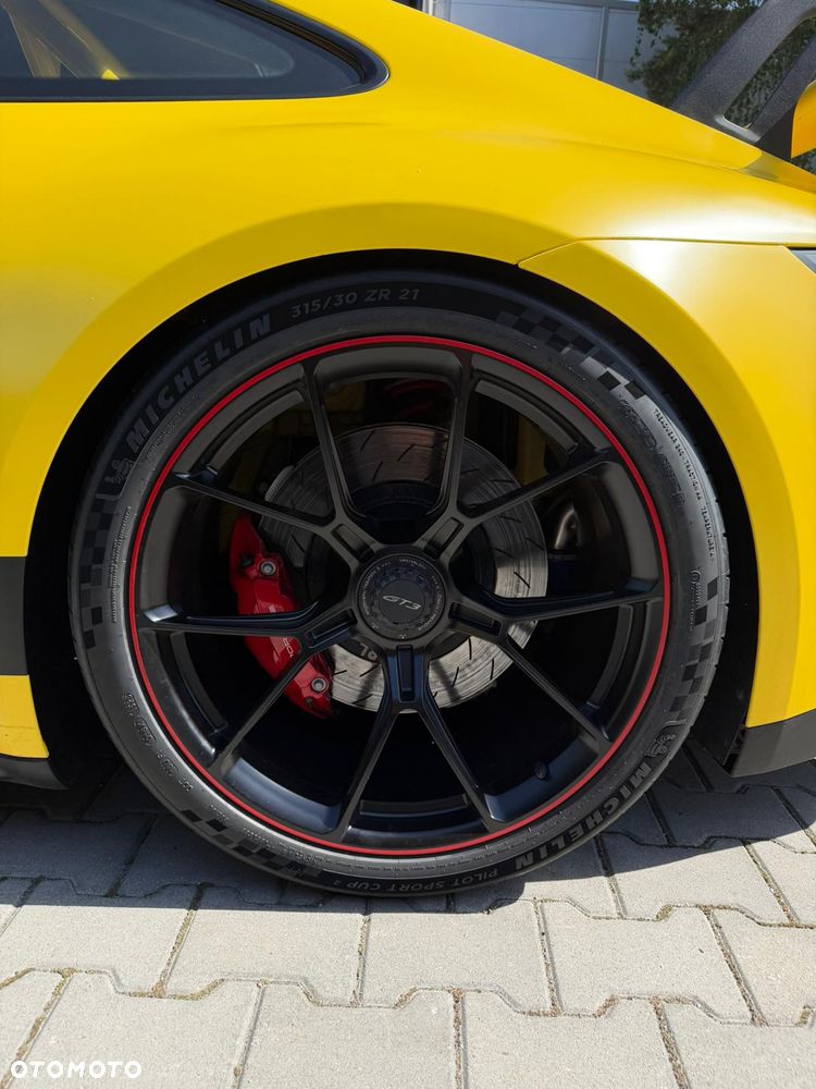 Porsche 911 GT3 - 14