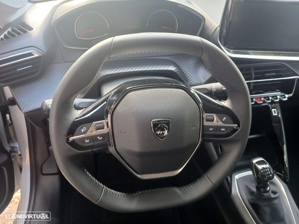 Peugeot 208 1.2 PureTech Style - 11
