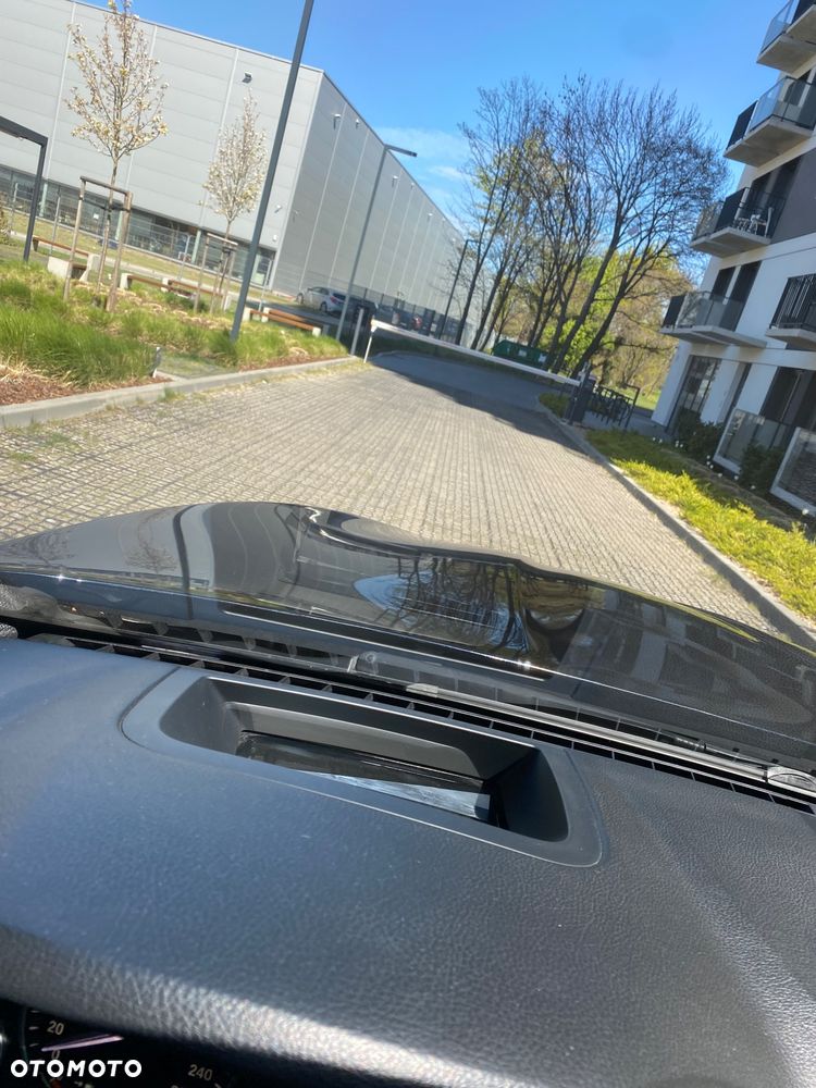 BMW Seria 5 525d xDrive - 30