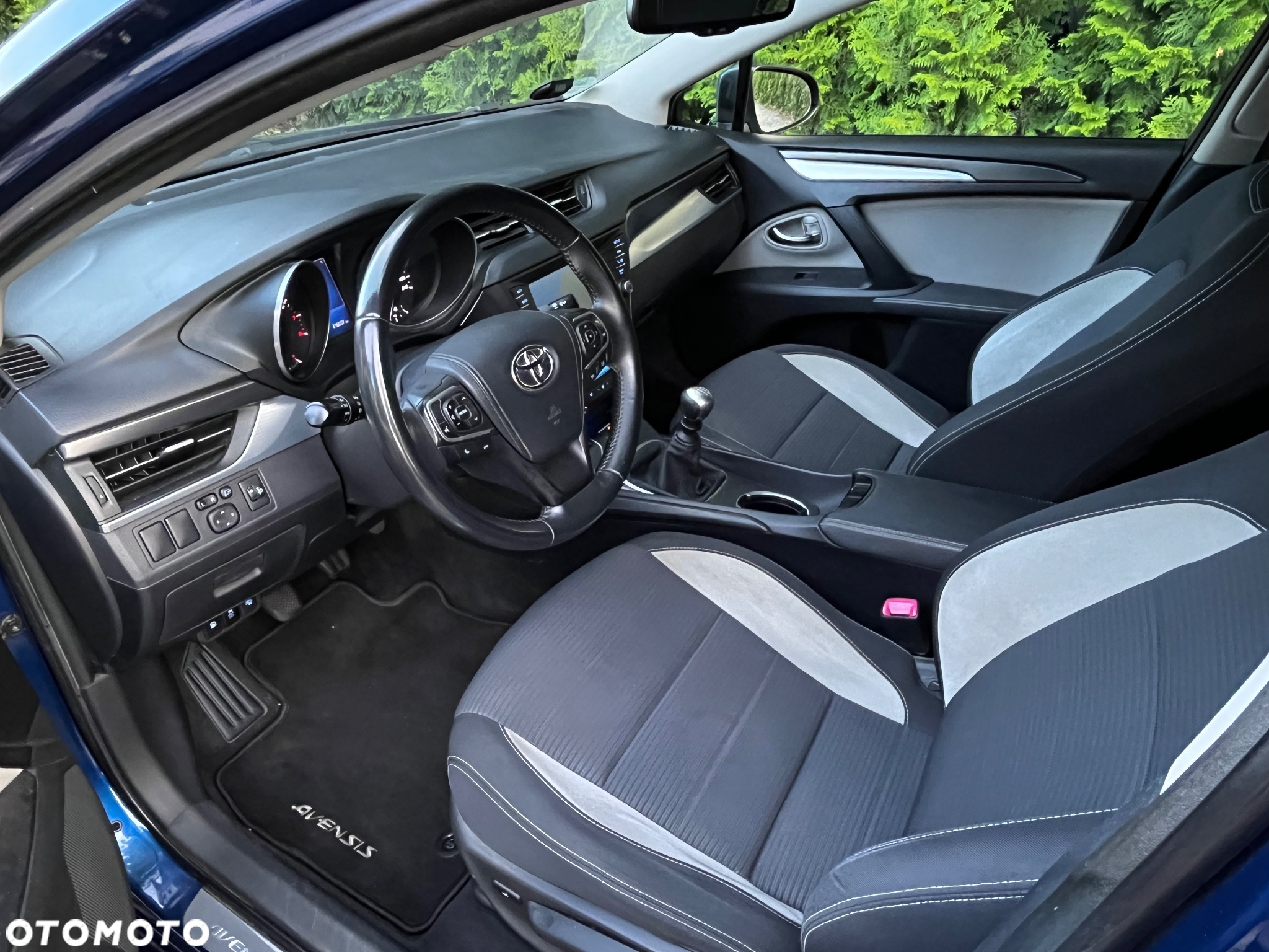 Toyota Avensis - 6