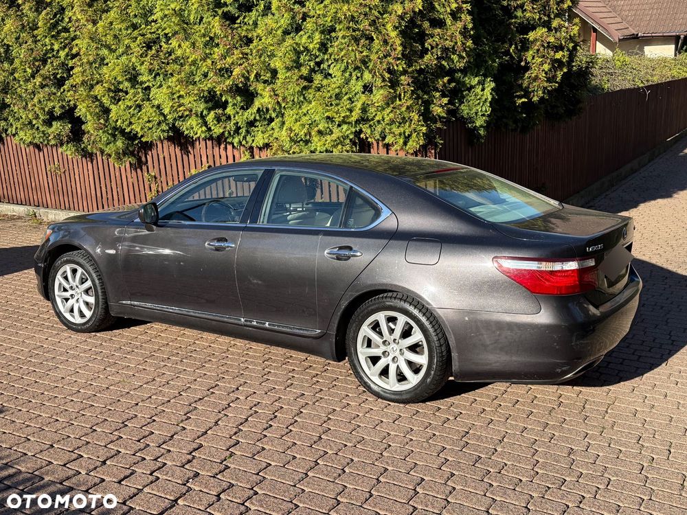 Lexus LS 460 Prestige AWD - 7
