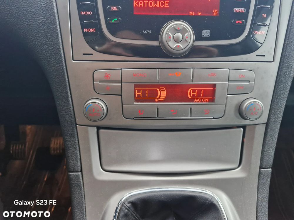 Ford S-Max 2.0 TDCi Trend - 27