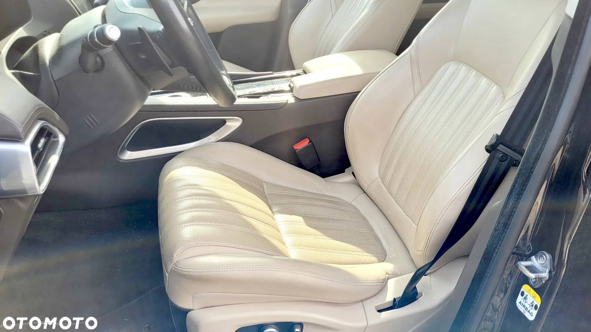 Jaguar F-Pace 2.0 i4D AWD Prestige - 12