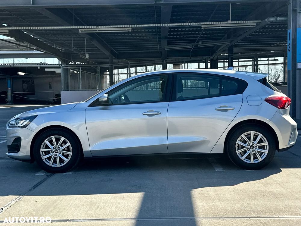 Ford Focus 1.0 EcoBoost Titanium Business - 6