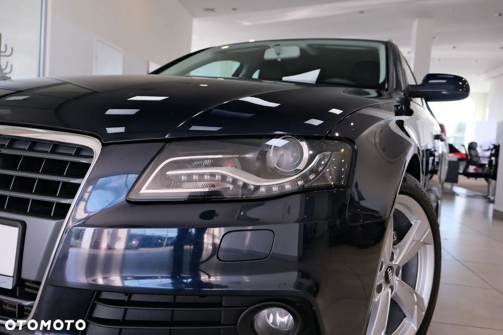 Audi A4 Avant - 22