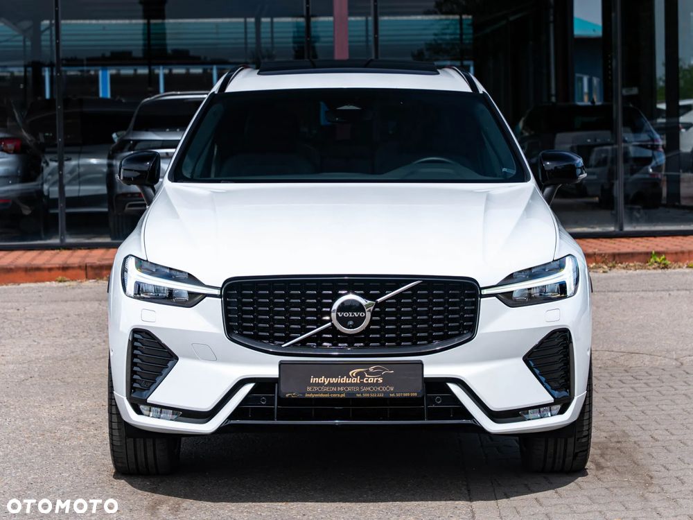 Volvo XC 60 B4 B Plus Dark - 15