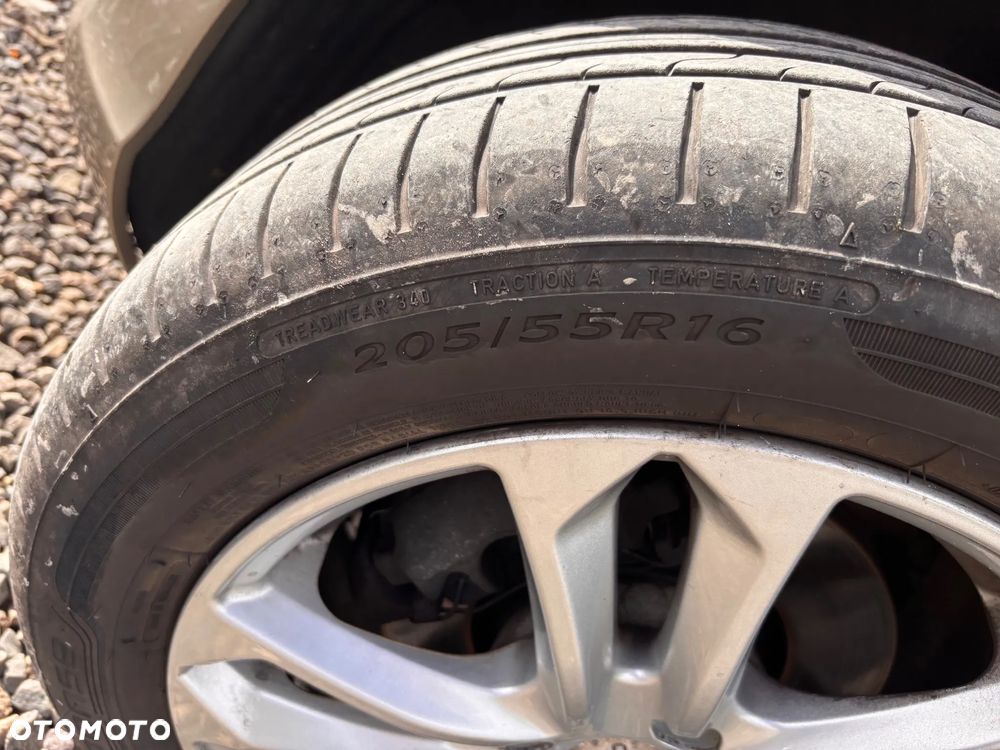 Citroën C4 1.6 VTi Attraction - 13