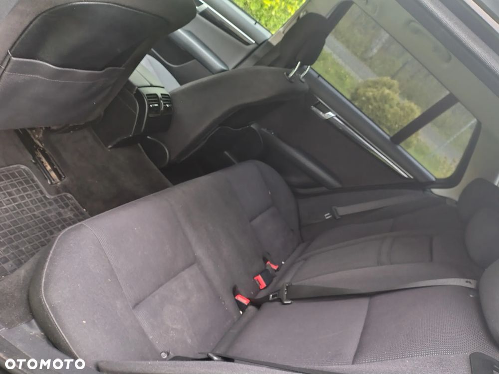 Mercedes-Benz Klasa C 180 Kompressor BlueEFFICIENCY - 6