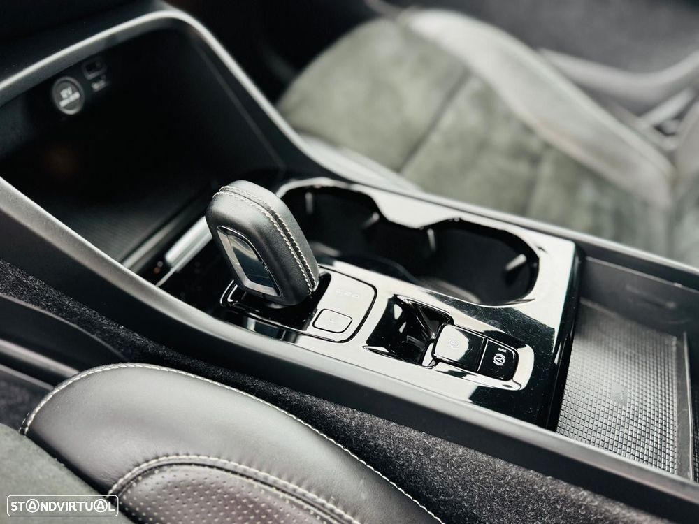 Volvo XC 40 T5 Recharge DKG RDesign - 27