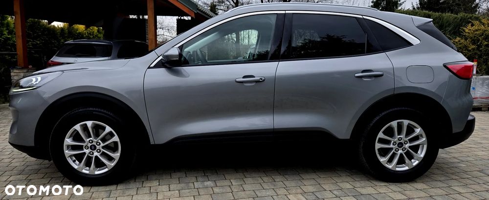 Ford Kuga 2.0 EcoBlue 4x4 TITANIUM X - 21