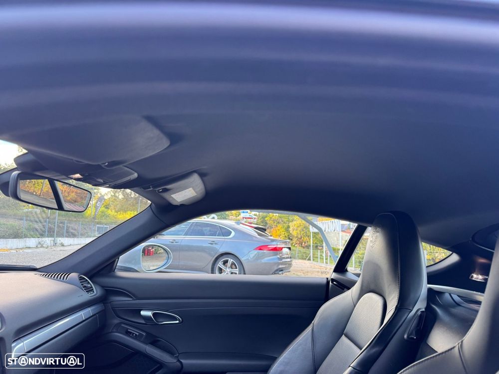 Porsche 718 Cayman 2.0 T PDK - 24