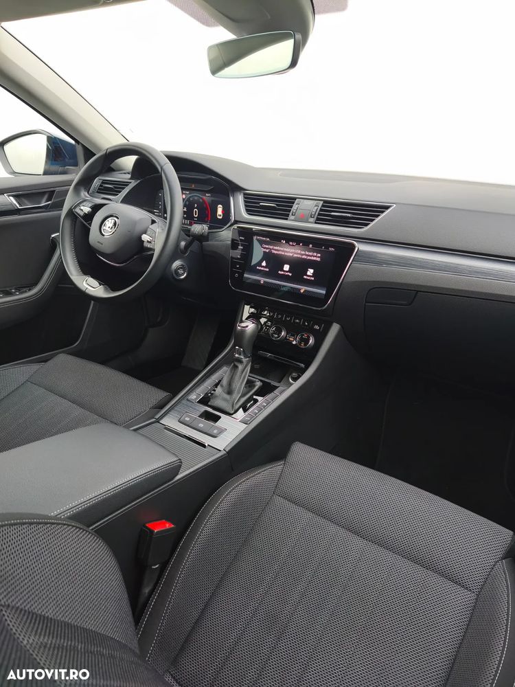 Skoda Superb Combi 2.0 TDI DSG Style - 39