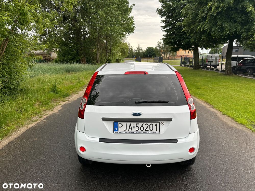 Ford Fiesta 1.3 - 6