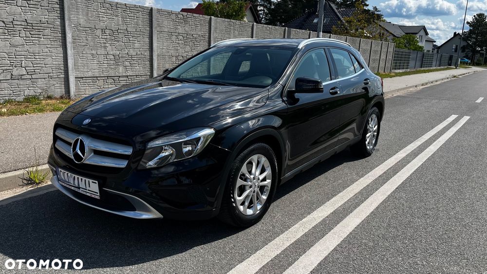 Mercedes-Benz GLA 220 CDI 4Matic 7G-DCT Edition 1 - 2