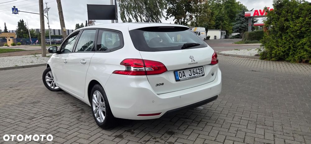 Peugeot 308 BlueHDi FAP 150 Stop & Start Allure - 11