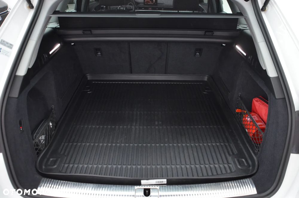 Audi A4 Avant 35 TDI S tronic - 26