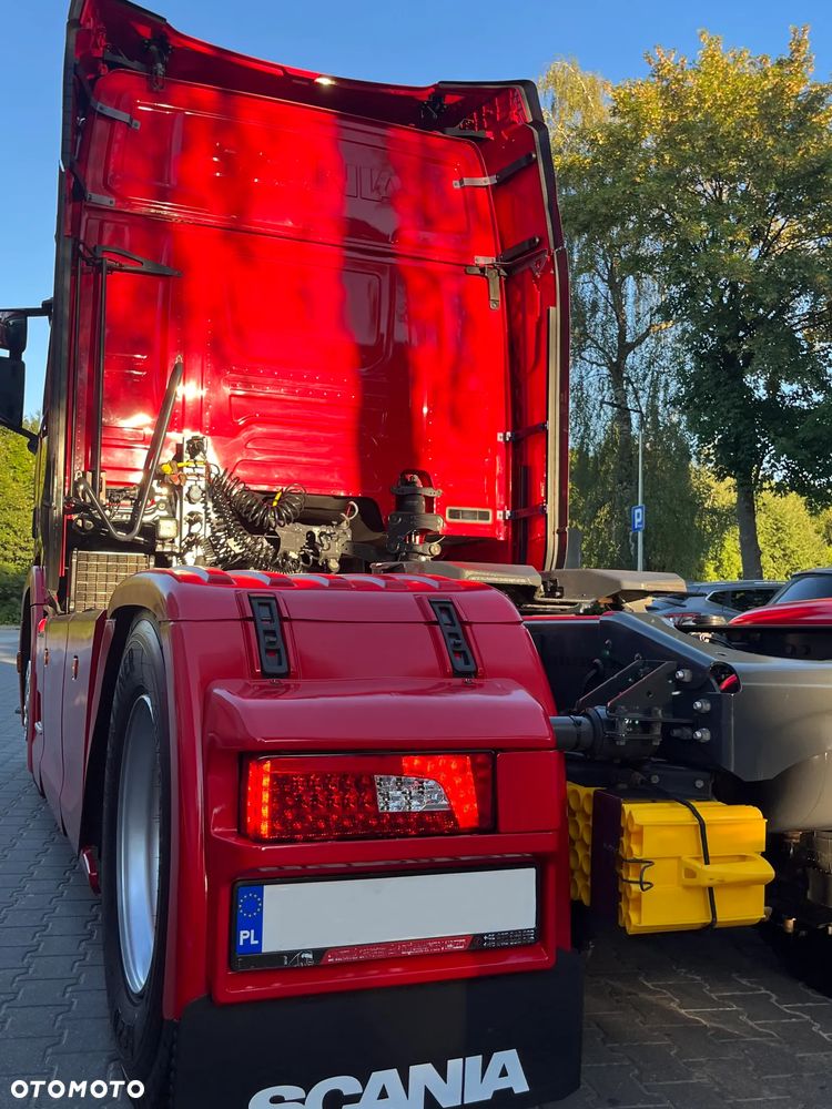 Scania Scania R450//BOGATA WERSJA//FULL AIR//RETARDER//KLIMA//NAWIGACJA//RADAR//FULL LED//HYDRAULIKA//PRZÓD/TYŁ NA PODUSZKACH - 4