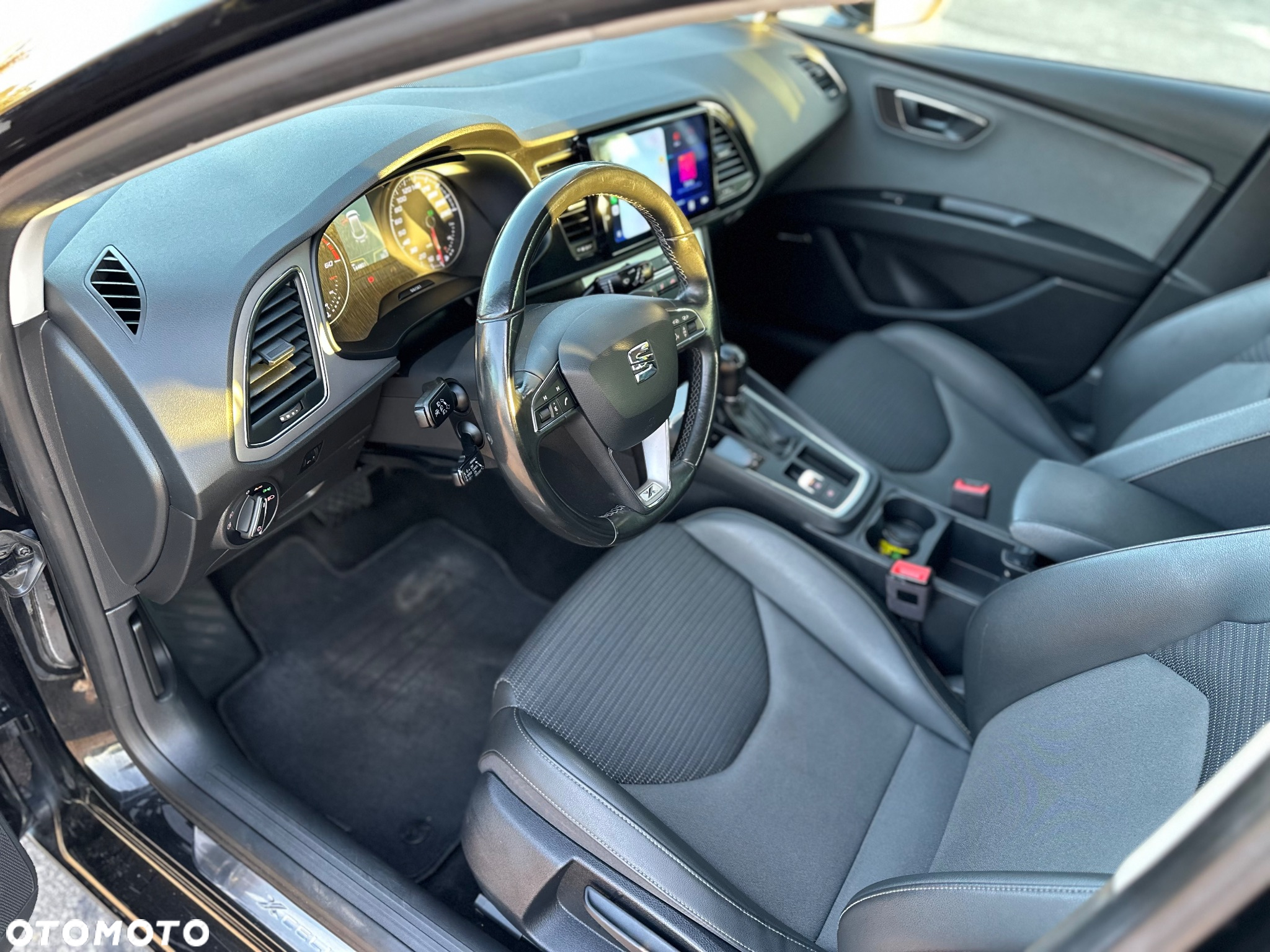 Seat Leon 2.0 TDI DPF Start&Stop DSG XCELLENCE - 14