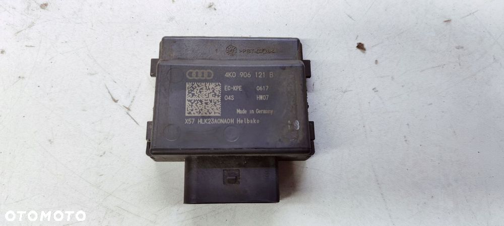 STEROWNIK POMPY PALIWA AUDI A6 C8 A7 4K0906121B - 1