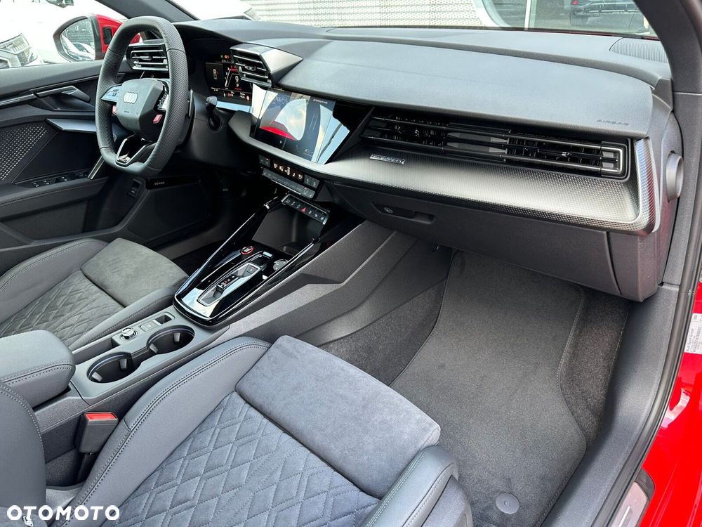 Audi RS3 Limousine - 25