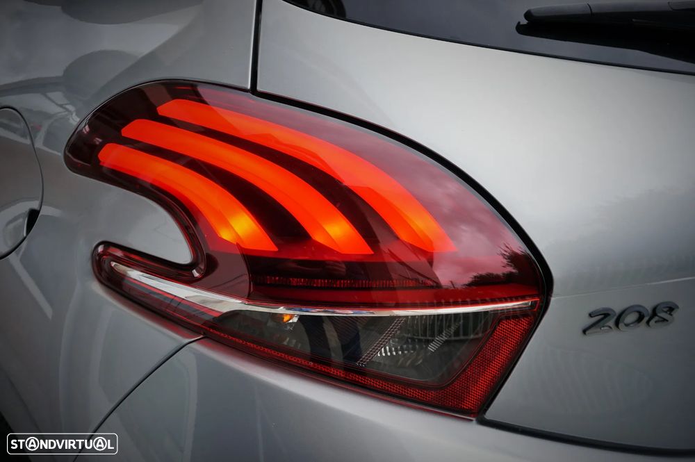 Peugeot 208 1.6 BlueHDi Style - 39