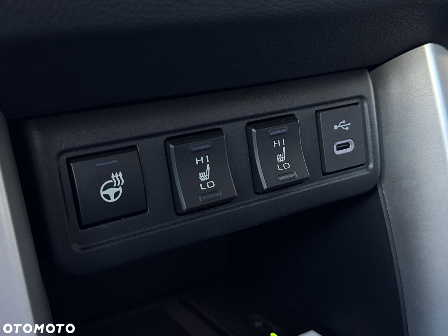 Toyota Corolla Cross 2.0 Hybrid Style - 23